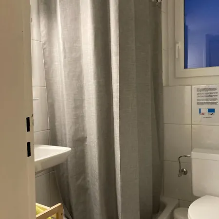 House St-george Cozy With Terrace And View On Village Of Appartamento