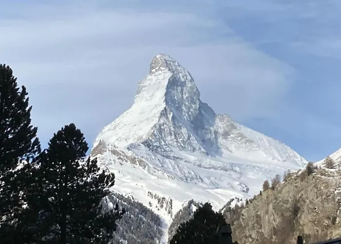 House St-george Cozy With Terrace And View On Village Of