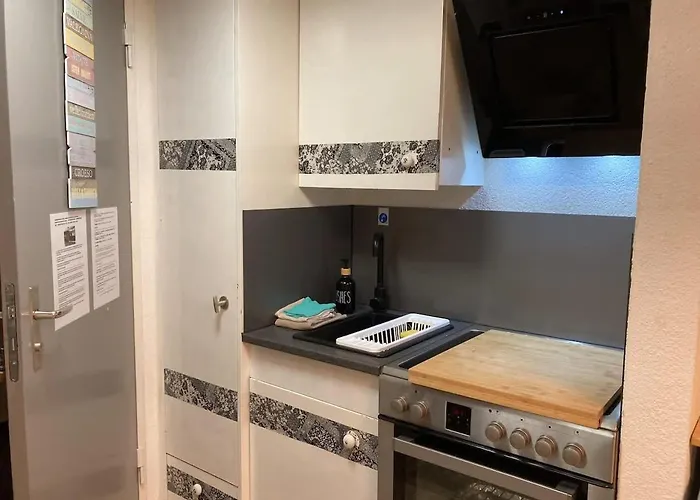 Apartment House St-george Cozy With Terrace And View On Village Of *