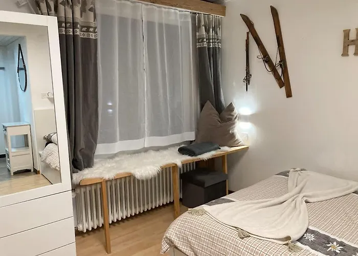 House St-george Cozy With Terrace And View On Village Of